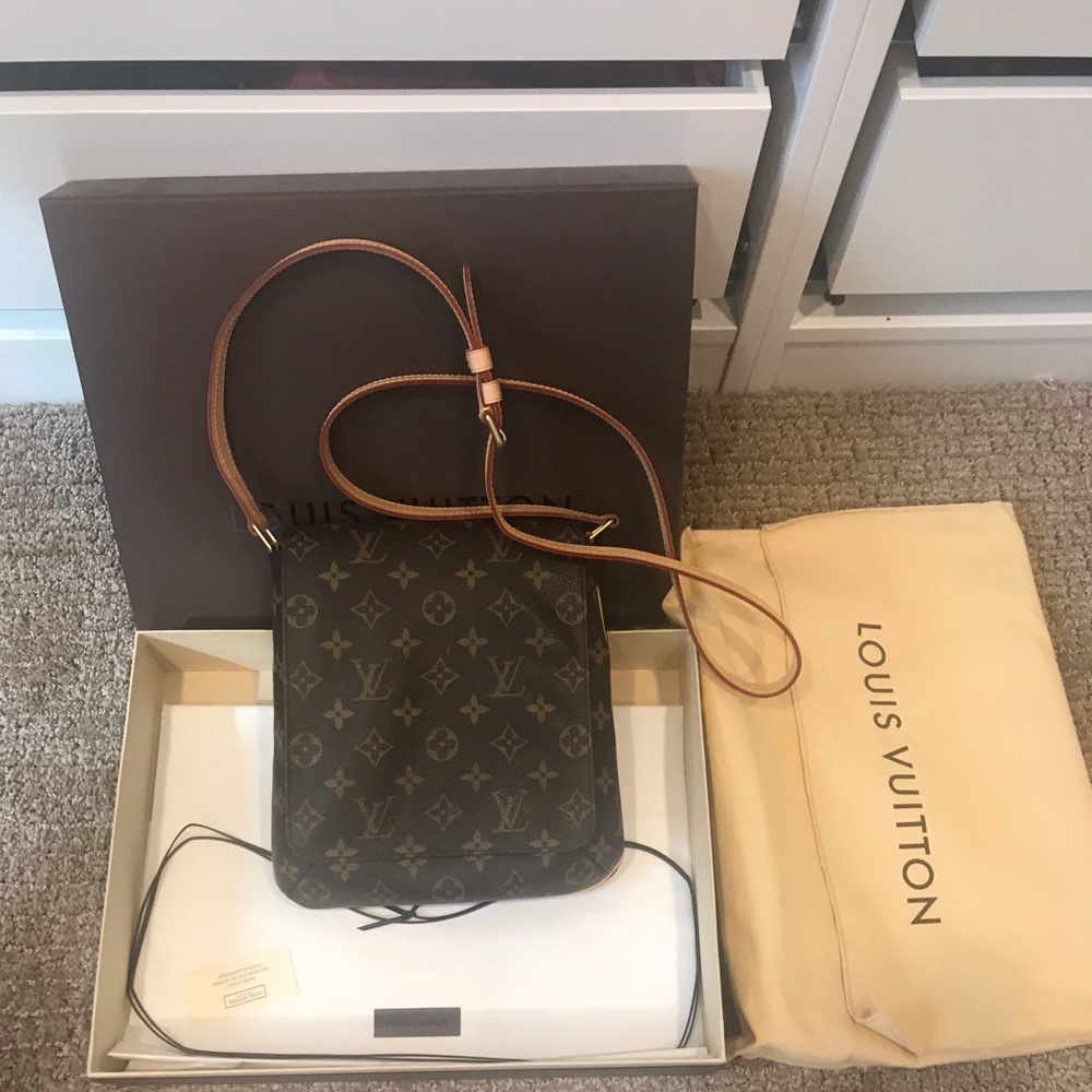 Louis Vuitton Salsa Bag